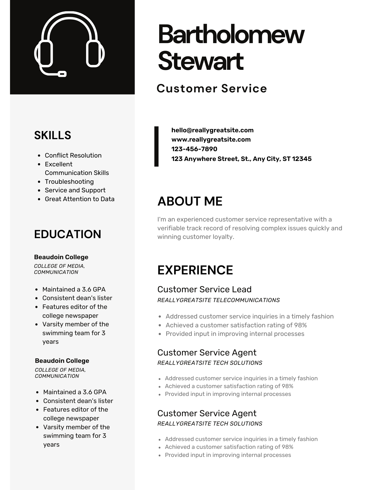Customer-002-White-And-Black-Minimalist-Professional-Resume-Template.png